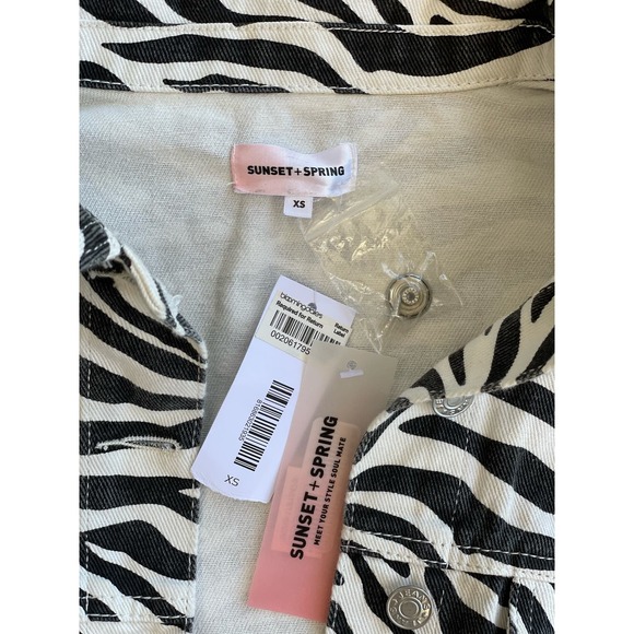 NWT Sunset & Spring cutoff zebra denim jacket - Picture 5 of 5